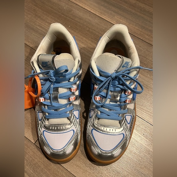 Nike Off White Virgil Abloh Sneakers - Picture 2 of 6